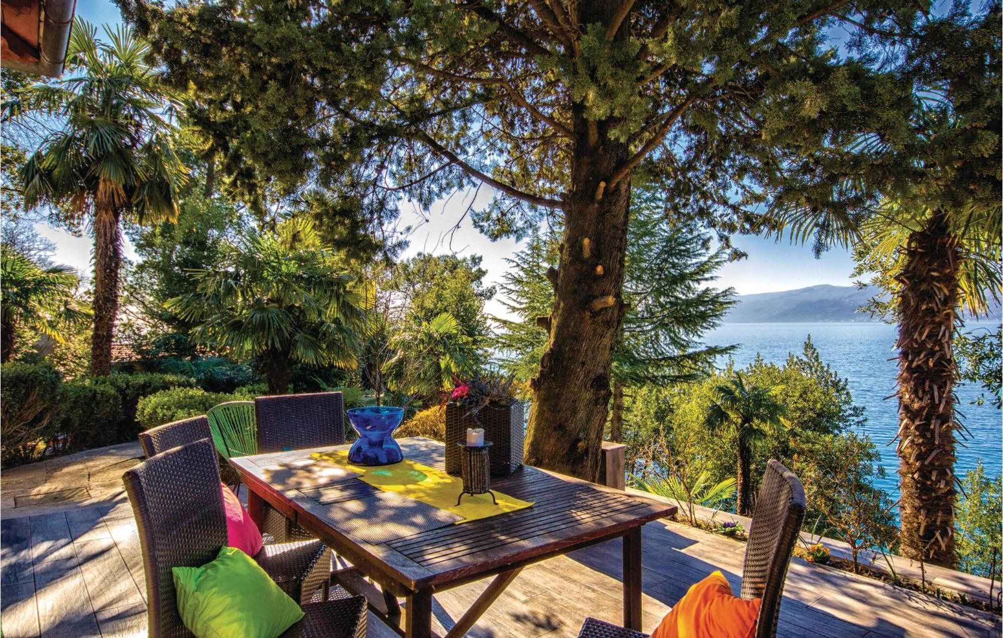 Lovely Apartment In Rijeka With House Sea View 外观 照片