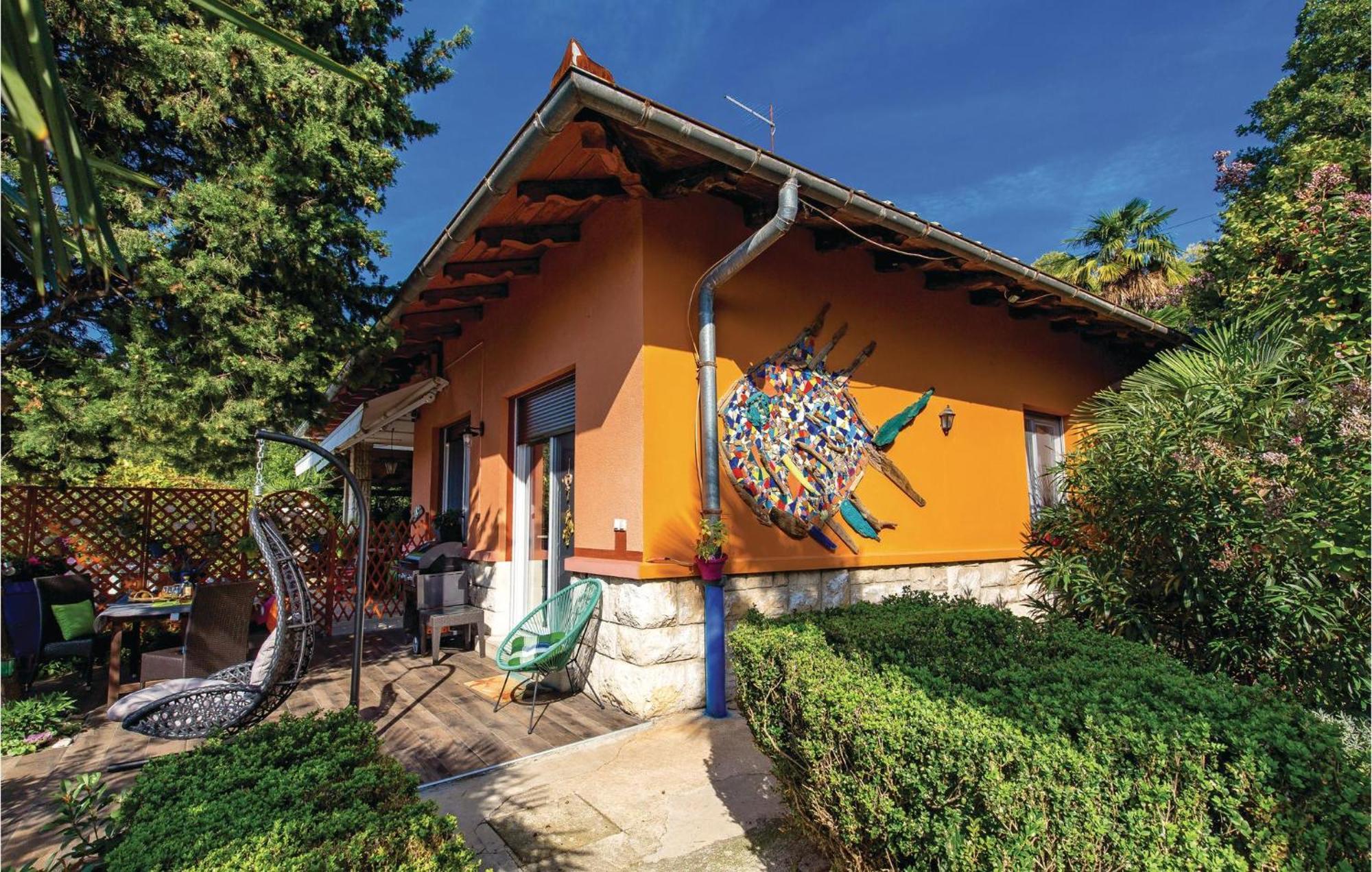 Lovely Apartment In Rijeka With House Sea View 外观 照片