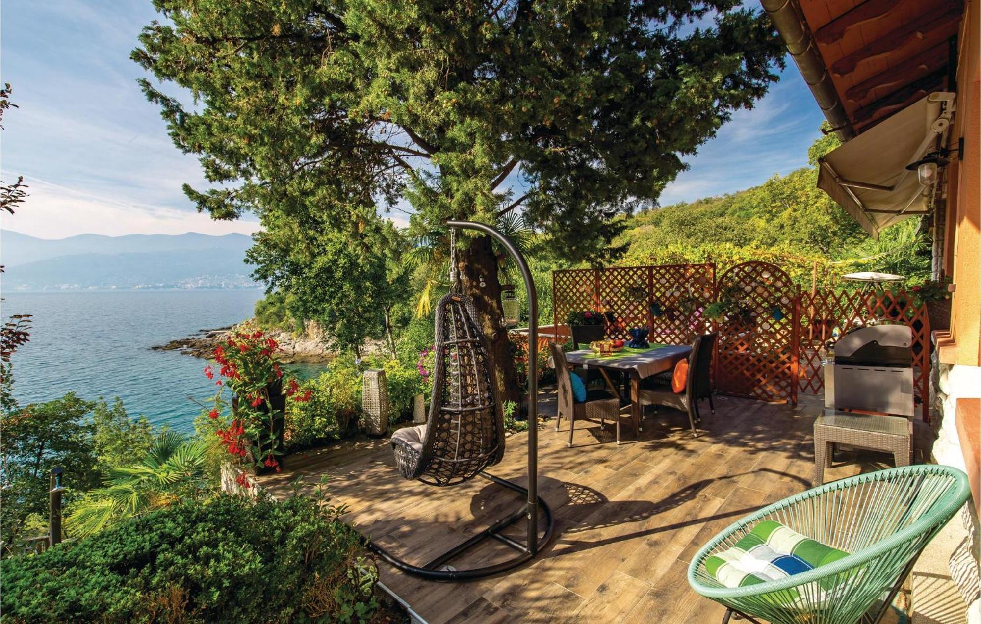 Lovely Apartment In Rijeka With House Sea View 外观 照片