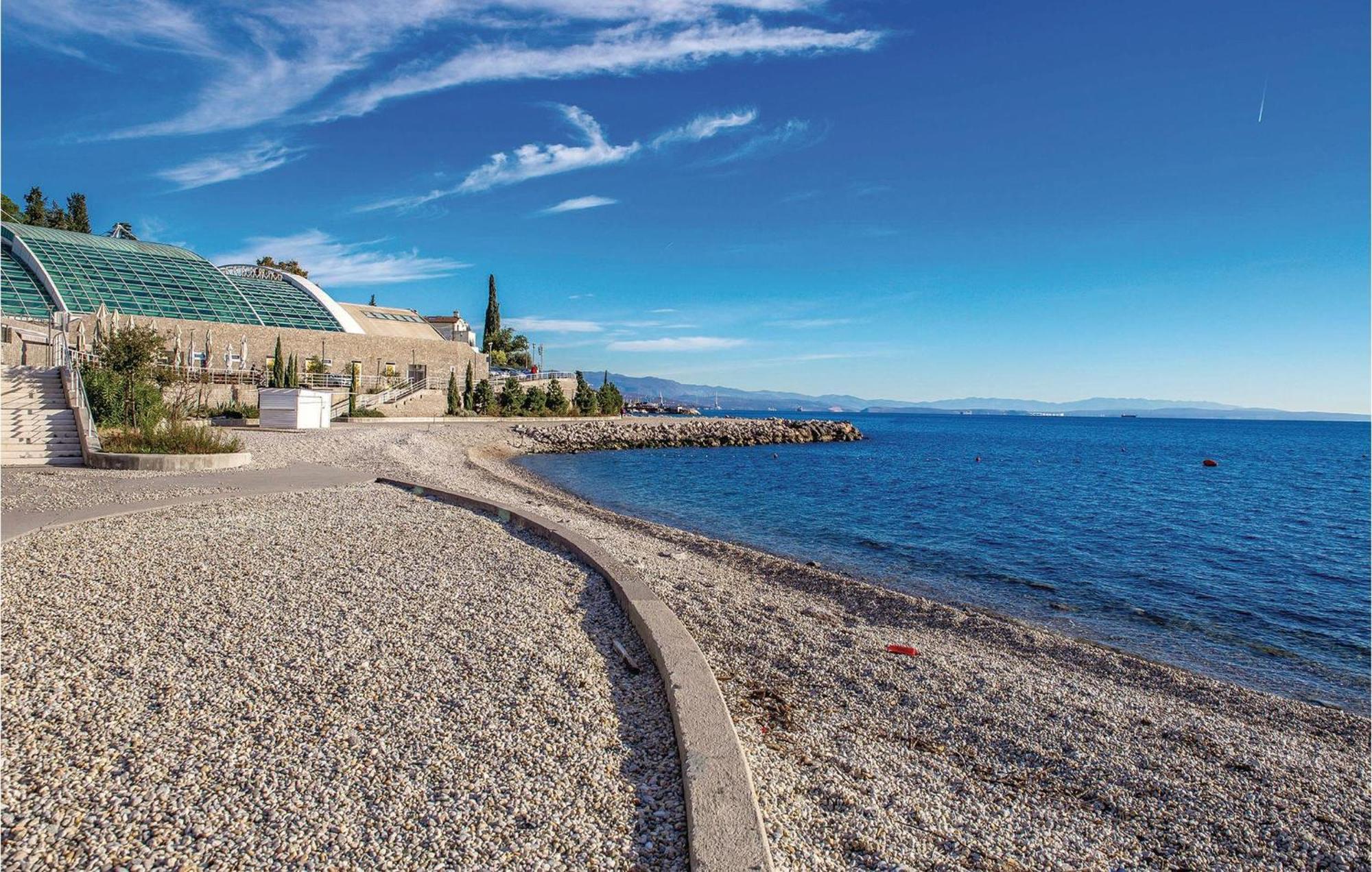 Lovely Apartment In Rijeka With House Sea View 外观 照片